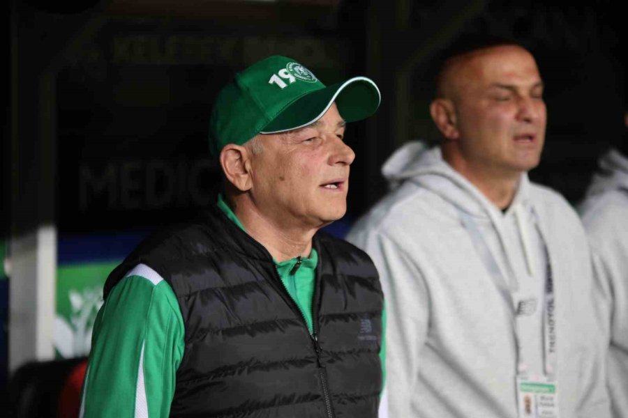 Trendyol Süper Lig: Konyaspor: 0 - Trabzonspor: 1 (ilk Yarı)