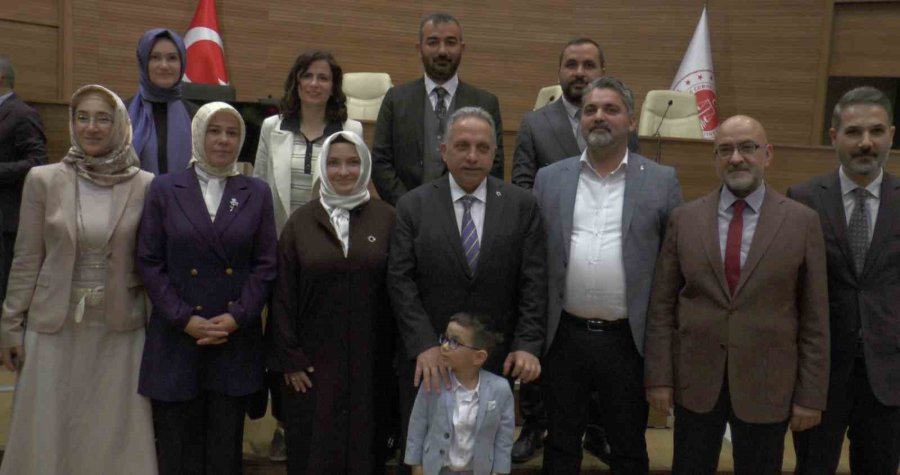 Başkan Yalçın, Mazbatasını Aldı