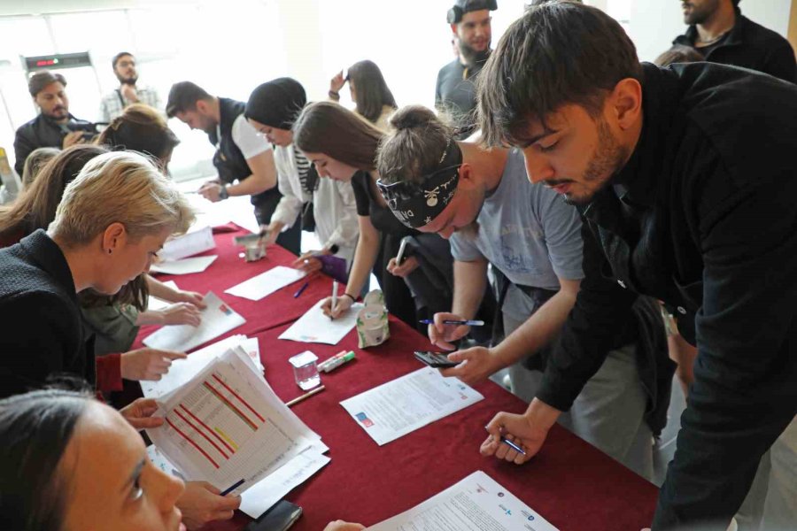 Güneş Enerjisi Okulu Projesinin Tanıtımı Yapıldı
