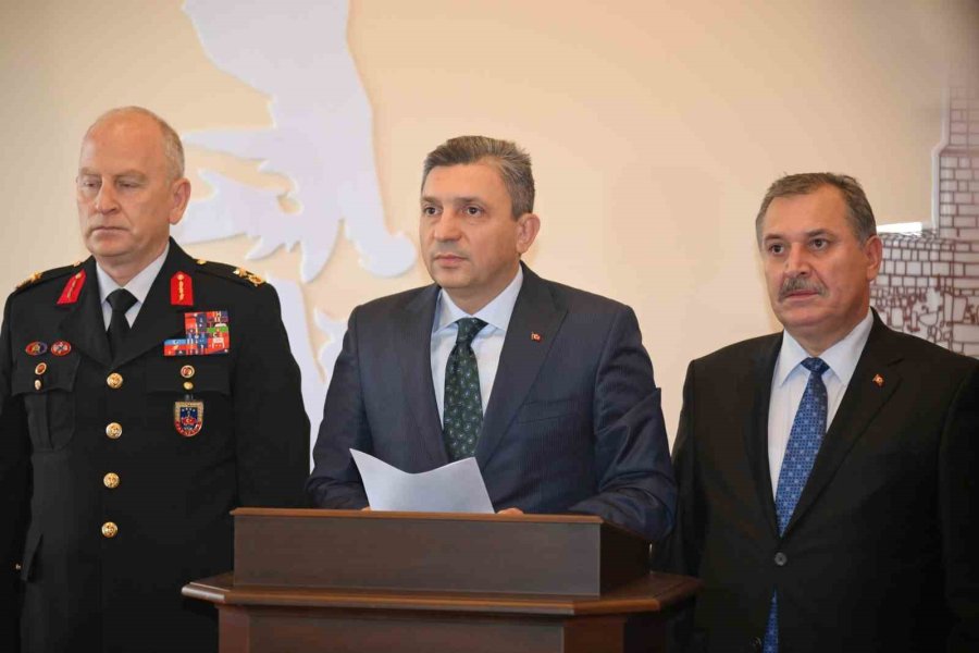 Antalya’da Mart Ayında 98 Kilogram Uyuşturucu Ele Geçirildi, 93 Şüpheli Tutuklandı