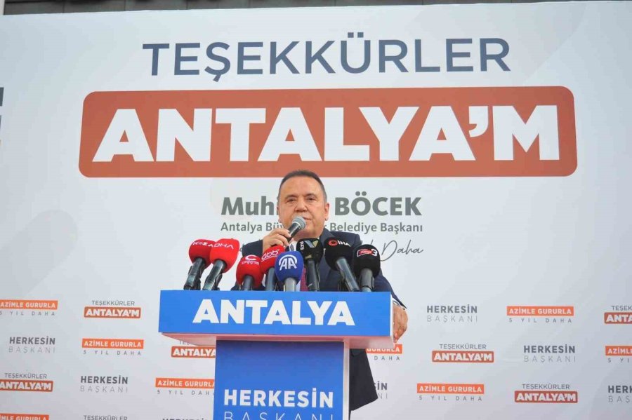 Muhittin Böcek: "çalışma Arkadaşlarım Görevlerini Aksatmayacak, Siyaset Yapmayacak"