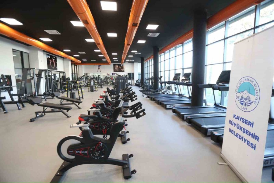 Büyükşehir, Fitness Salonlarını Açarak Bilimsel Araştırmacılarına Destek Oldu