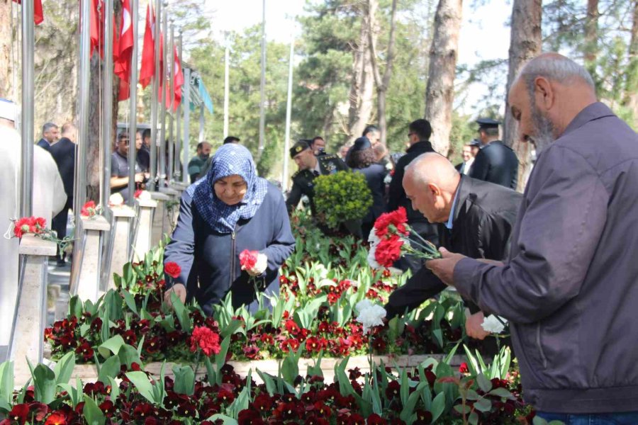 Kayserili Şehit Polisler Anıldı
