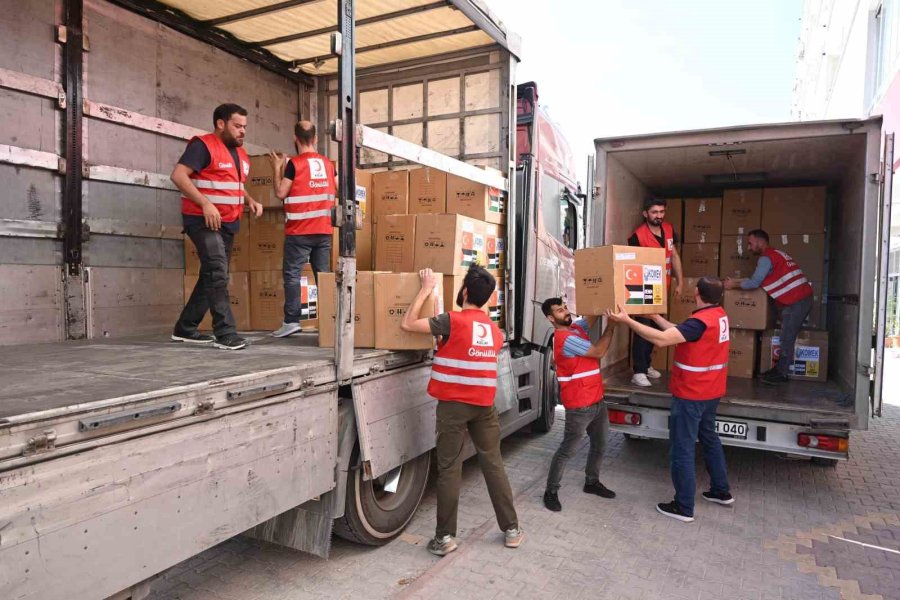Komek Bayramda Gazzeli Çocukların Yüzünü Güldürecek