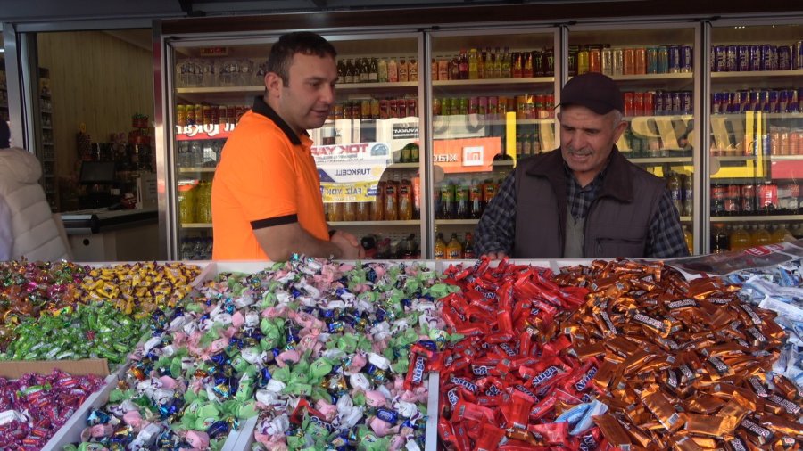 Aksaray’da Bayram Şekerinin Tatlı Telaşı Tezgahlarda