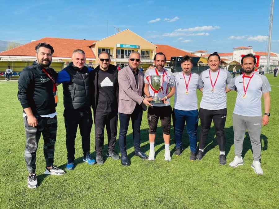 Talasgücü’nün U14’ü Türkiye Şampiyonu
