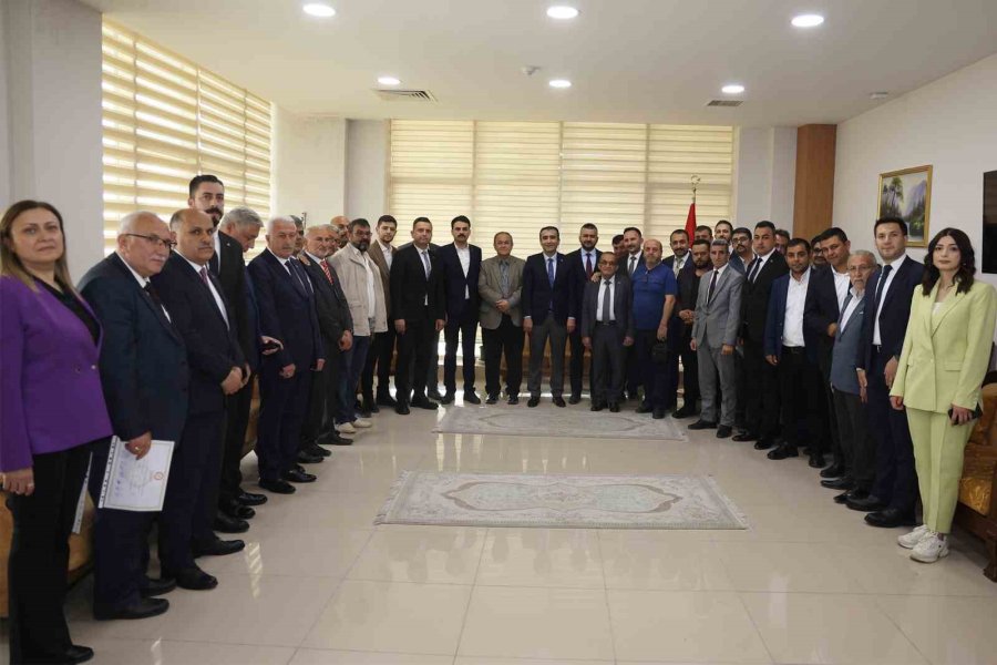 Karaman Belediye Başkanı Savaş Kalaycı, Mazbatasını Aldı