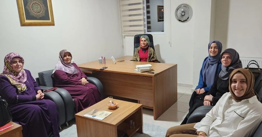 Uluslararası Tanıtım Programı İle Kız Yurdunda Kültürler Buluştu