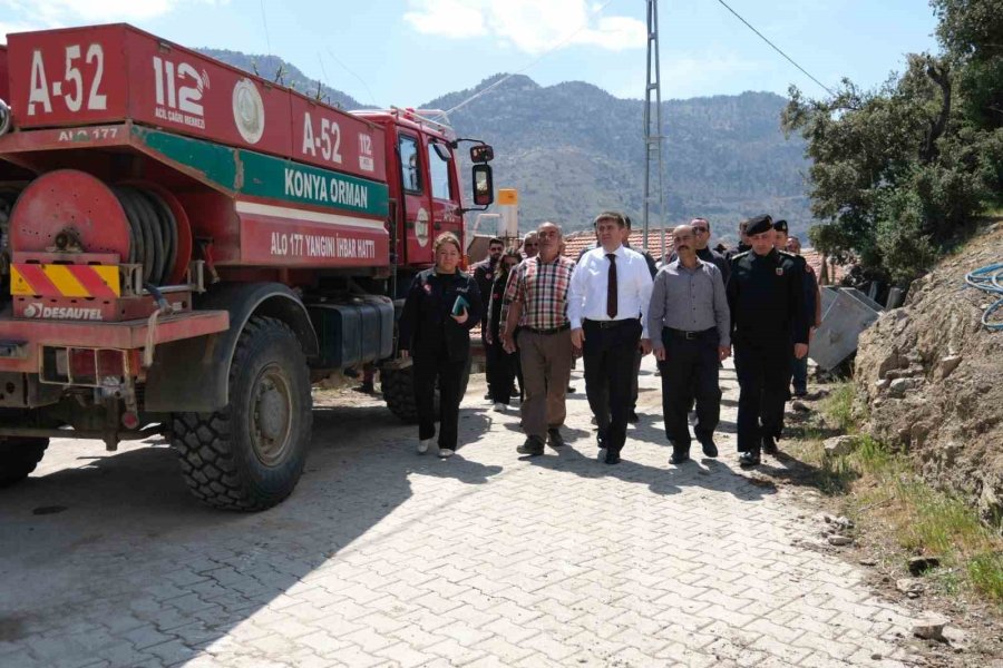 Ahşap Ev Çıkan Yangında Kullanılamaz Hale Geldi