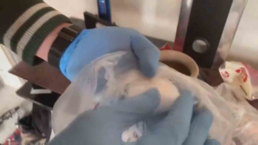 Zehir Tacirlerine Özel Harekat Polisli Uygulama