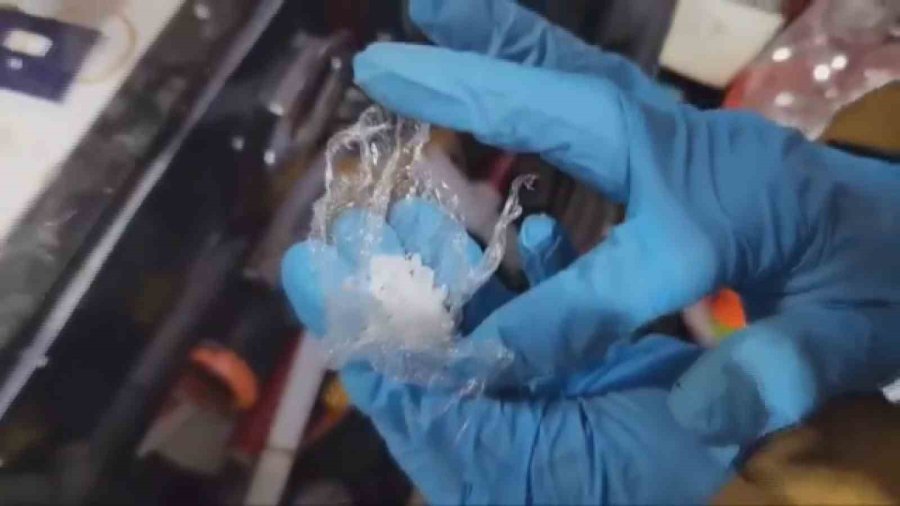 Zehir Tacirlerine Özel Harekat Polisli Uygulama