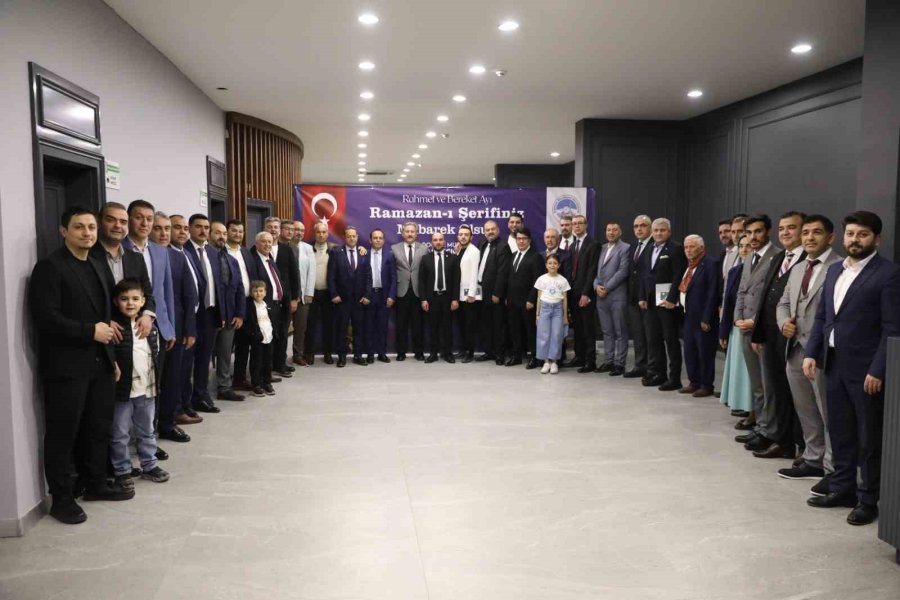 Başkan Palancıoğlu, Yeni Dönem Meclis Üyeleri Ve Aileleriyle Tanıştı
