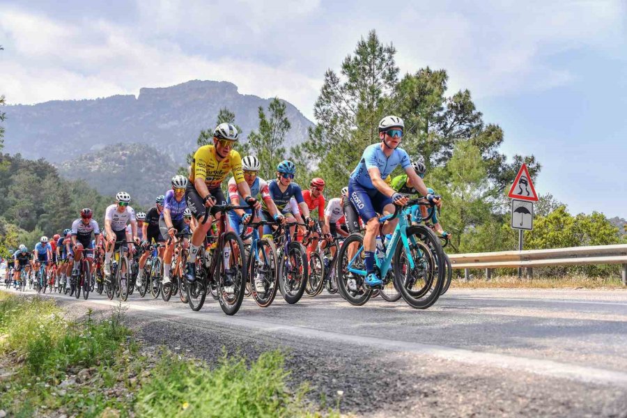 Tour Of Mersin Uluslararası Bisiklet Turu’nun İkinci Etabı Tamamlandı