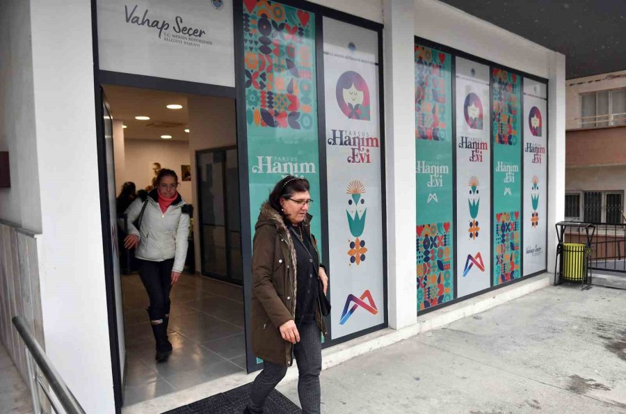 ’hanım Evi’, Kadınların Sosyalleştiği Merkez Haline Geldi