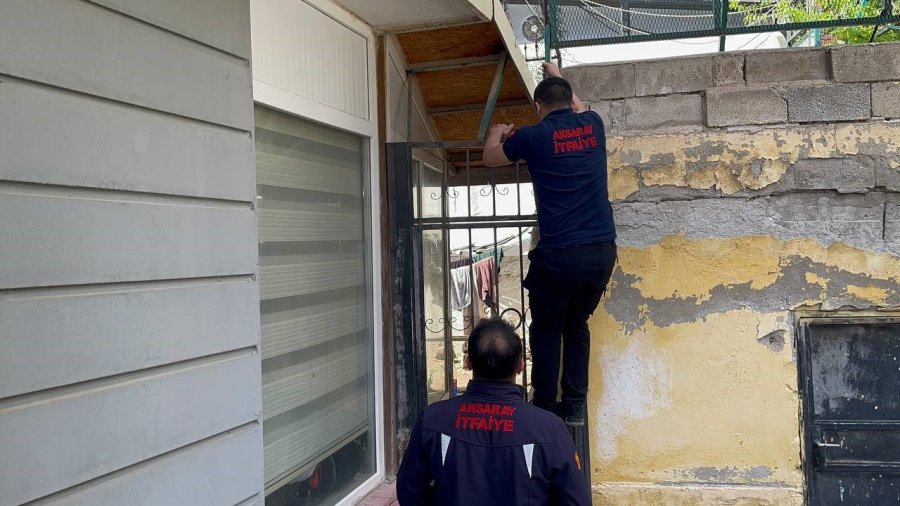 Evde Uyuyakalan Kadın Tüm Ekipleri Seferber Etti