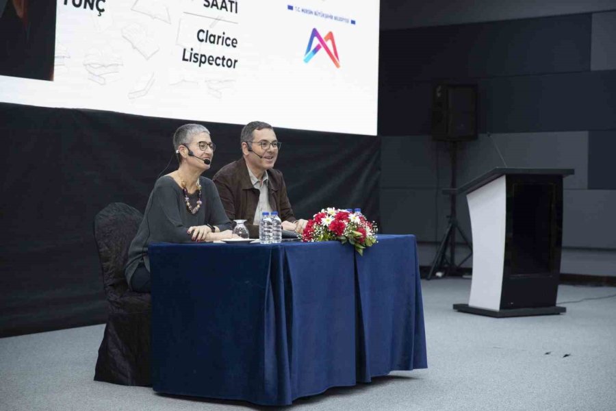 Usta Yazarlar ’diyaloglar’ Serisini Bu Kez Mersin’de Gerçekleştirdi