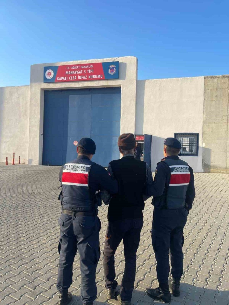 Çoban Köpeklerinin Saldırıp Öldürdüğü Yaşlı Kadın Toprağa Verildi