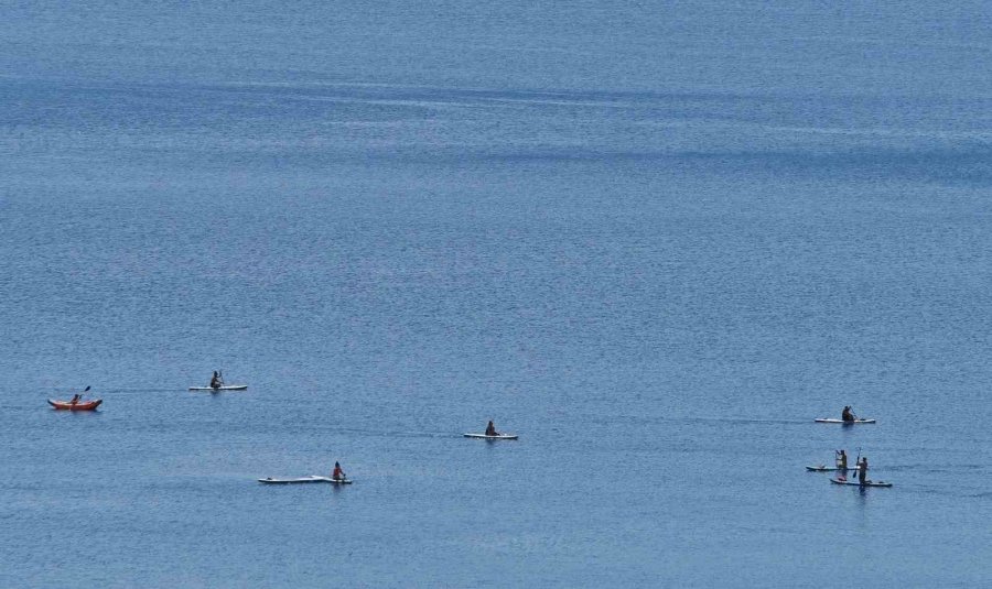 9 Günlük Bayram Tatili Antalya’da Nisan’ı Haziran’a Çevirdi