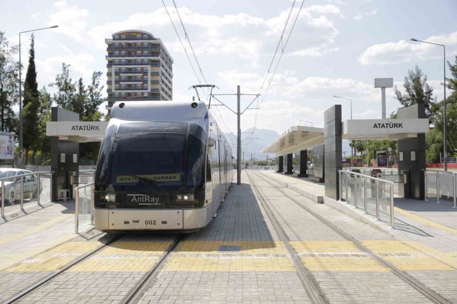 Antalya’da 3 Günlük Bayramda Ulaşım Ücretsiz