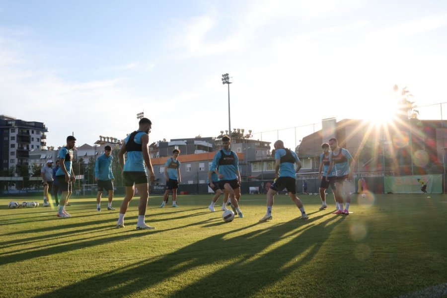 Alanyaspor, Galatasaray Maçı Hazırlıklarına Başladı