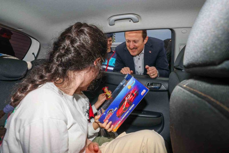 Mersin’de Bayram Tedbirleri Alındı: Her Gün 2 Bin 700 Güvenlik Personeli Görev Alacak