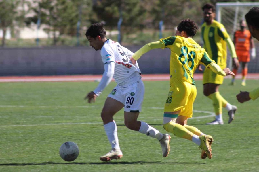 Tff 3. Lig: 1922 Konyaspor: 3 - Osmaniyespor: 1