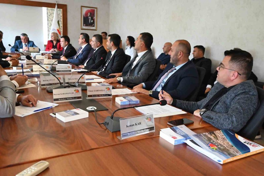 Topaloğlu: "kemer’i 5 Yıl Beraber Yöneteceğiz"