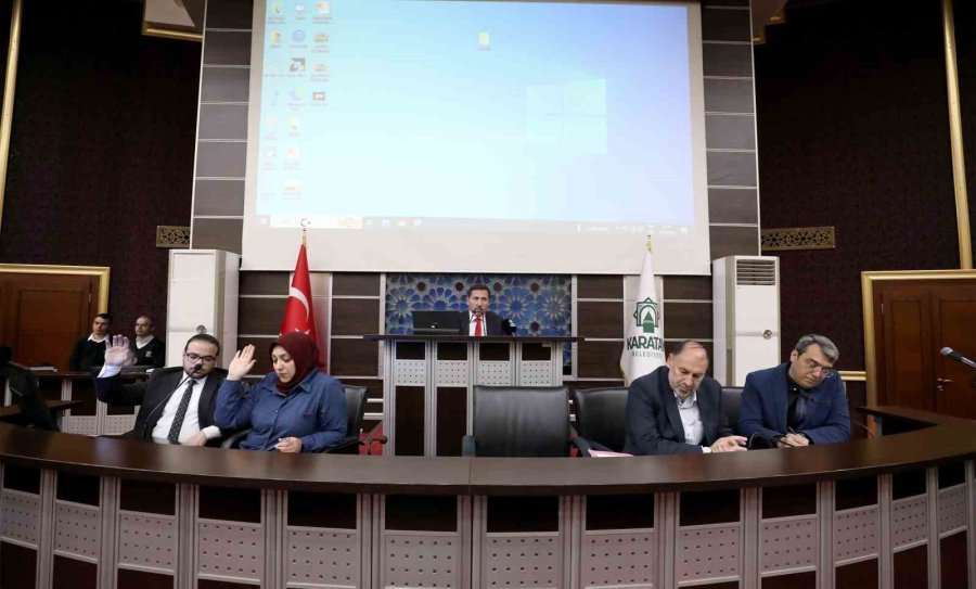 Karatay’da Yeni Dönemin İlk Meclis Toplantısı Gerçekleştirildi