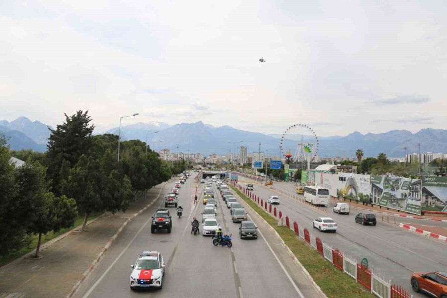 Antalya’da Helikopter Destekli Polis Korteji