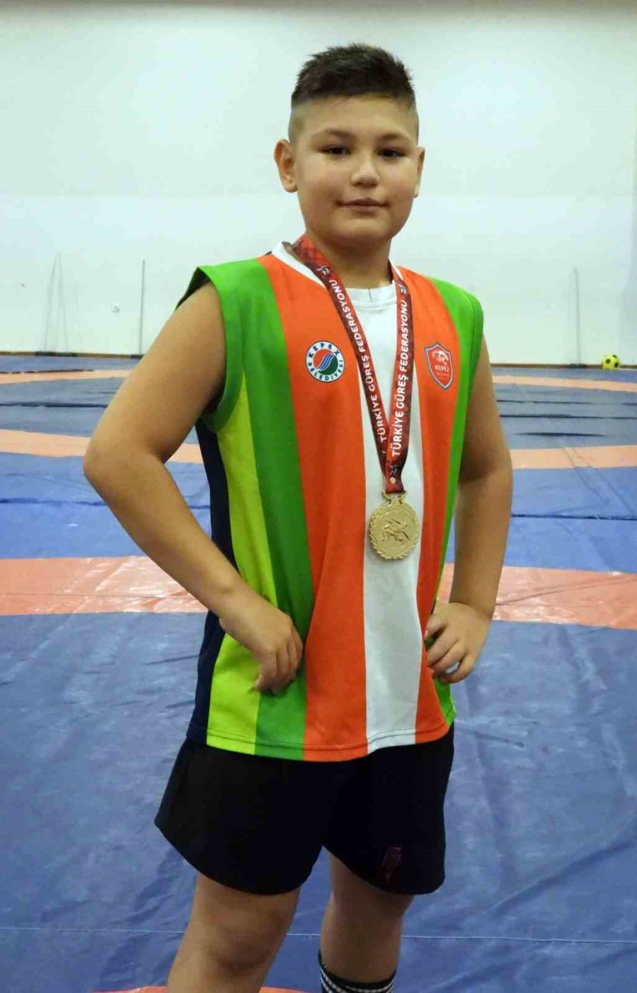 Kepezli Şen, Güreşte Altın Madalyaya Uzandı