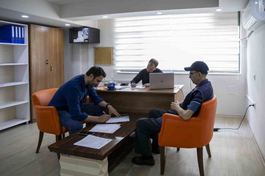 Mersin’de ’gülümse Alzheimer Yaşam Merkezi’nin Kayıtları Başladı