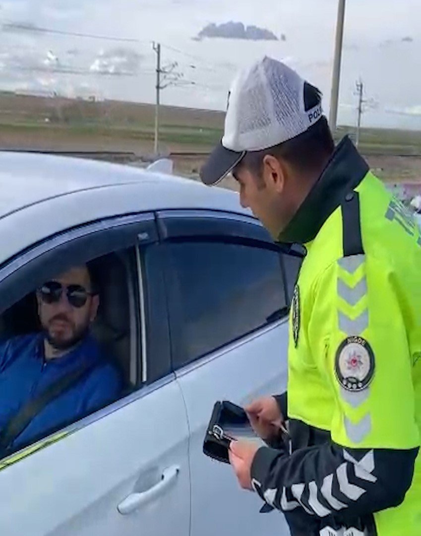 Niğde’de Bayram Tatiline Çıkan Sürücülere Uyarı