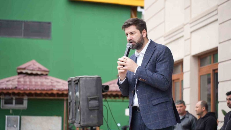 Başkan Boltaç, Temizlik Personeliyle Bayramlaştı