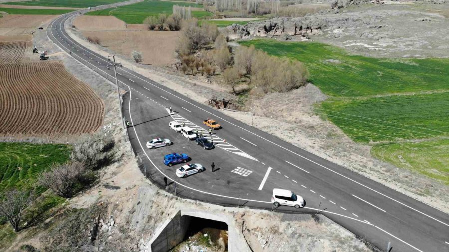 Jandarma Ekipleri Bayramda Da Denetimde