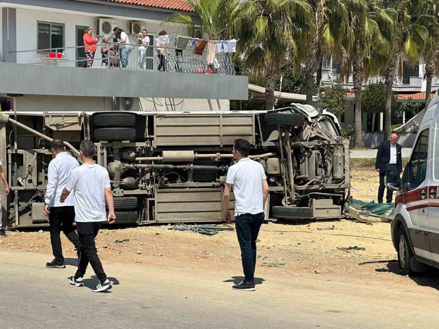 Antalya’da Feci Kaza: 29 Yaralı