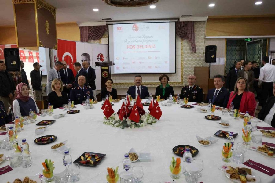 Eskişehir’de Bayramlaşma Töreni