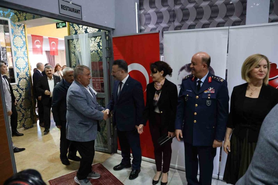 Eskişehir’de Bayramlaşma Töreni