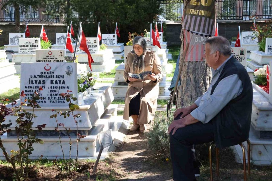 Şehit Aileleri Bayramı Buruk Geçirdi