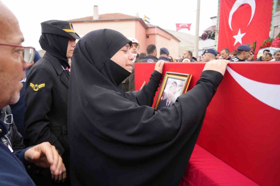 Piyade Uzman Çavuş Hikmet Aslan Niğde’de Son Yolculuğuna Uğurlandı