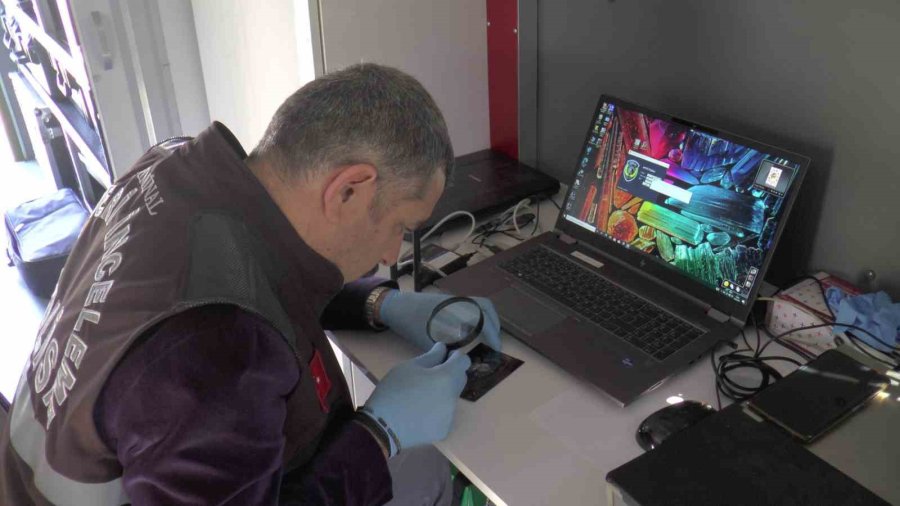 Olay Yeri İnceleme Ekiplerinin Yerli Ve Milli Yardımcıları: ‘kıraç’ Ve ‘ertuğrul’