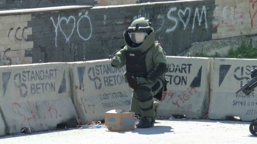 Olay Yeri İnceleme Ekiplerinin Yerli Ve Milli Yardımcıları: ‘kıraç’ Ve ‘ertuğrul’