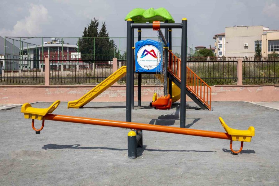 Mersin Büyükşehir Belediyesi, Okul Ve Mahallelere Çocuk Oyun Grupları Kurdu