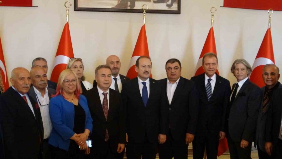 Mersin Valisi Pehlivan: "bayramı Dayanışma İçinde Kutluyoruz"