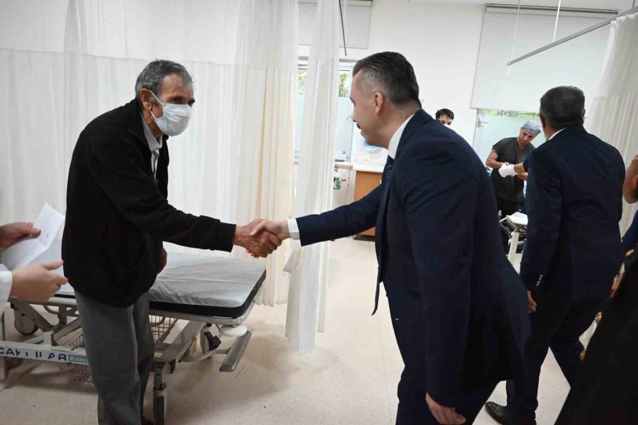 Kemer’de Bayramlaşma Programı Düzenlendi