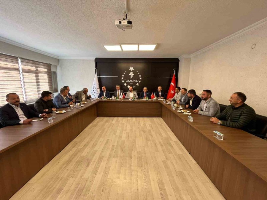 Büyükkılıç’tan Tümsiad Kayseri Şubesi’ne Bayram Ziyareti