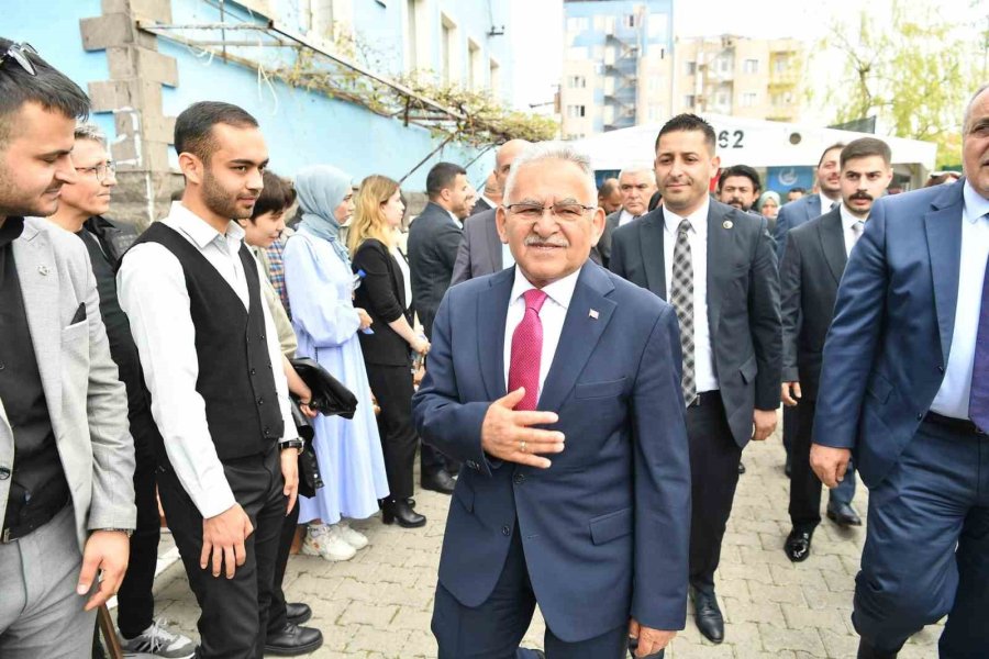 Başkan Büyükkılıç, Kayseri Ülkü Ocakları’nın Düzenlediği Bayramlaşma Töreni’ne Katıldı