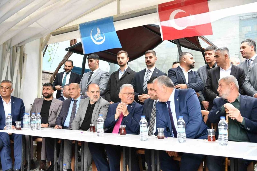 Başkan Büyükkılıç, Kayseri Ülkü Ocakları’nın Düzenlediği Bayramlaşma Töreni’ne Katıldı