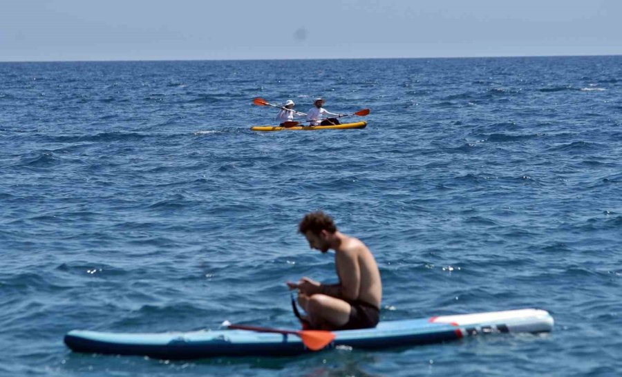 Antalya’da İstanbul’u Aratmayan Tatil Yoğunluğu