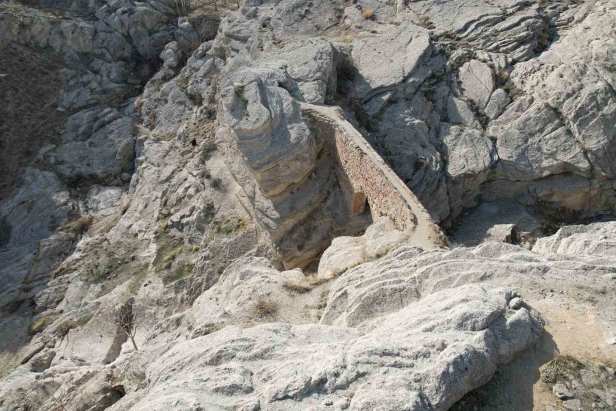 5 Bin Yıllık Mahallede Ürküten Köprü