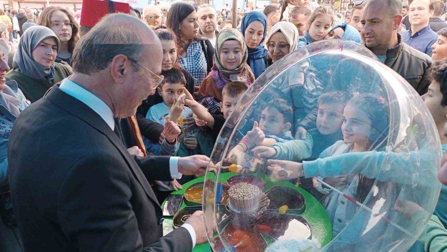 Akşehir’de Bayram Eğlencesi